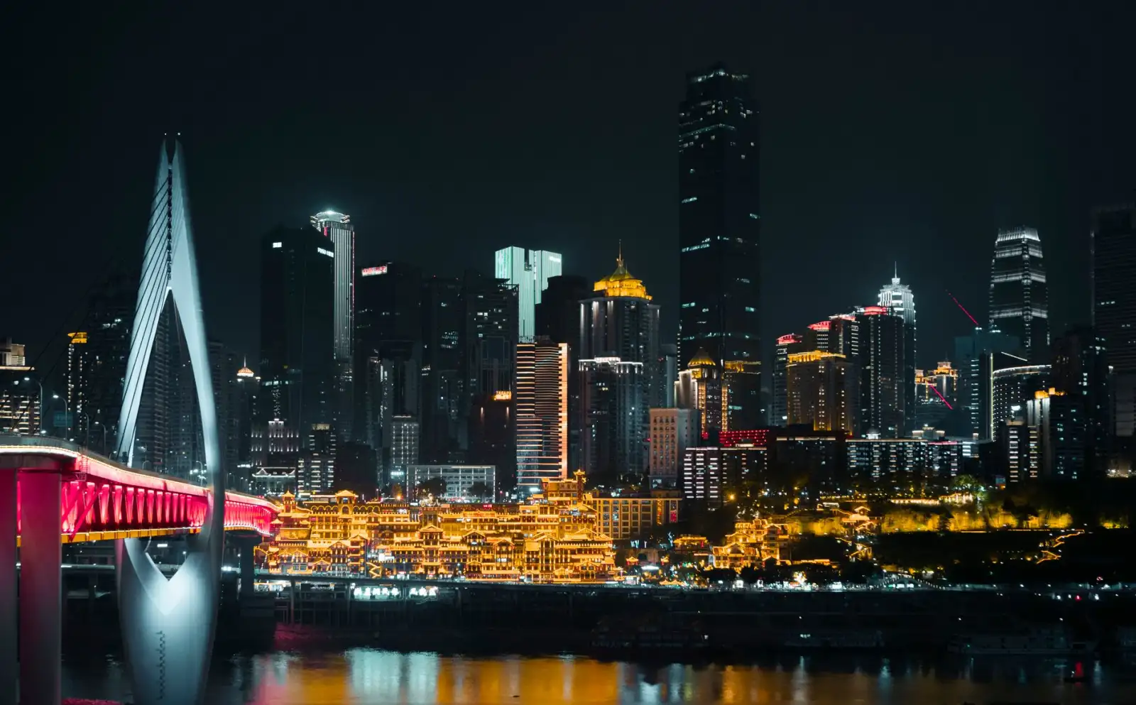 2025年消费品行业消费者洞察报告:数据驱动的趋势解读